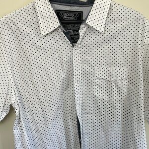 Short sleeve button down men’s size XL shirt